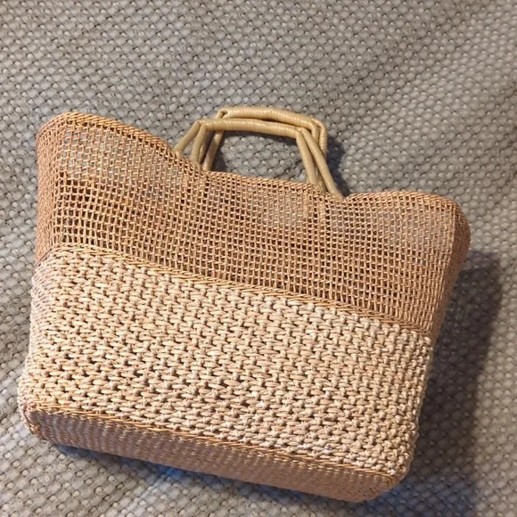 Vintage woven straw bag (please read description) - Picture 7 of 10